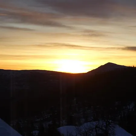 Ny Tommerhytte Vakantiehuis Tveiten